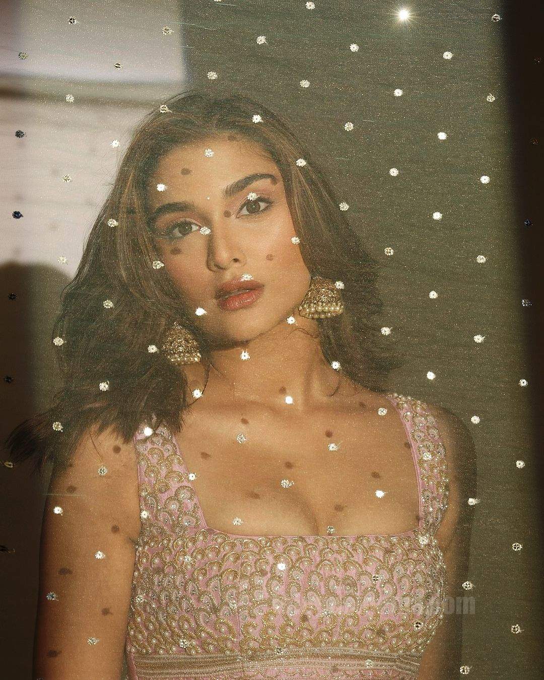 Saiee Manjrekar