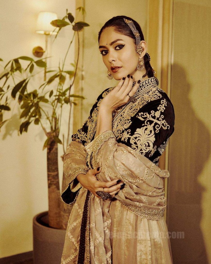 Mrunal Thakur