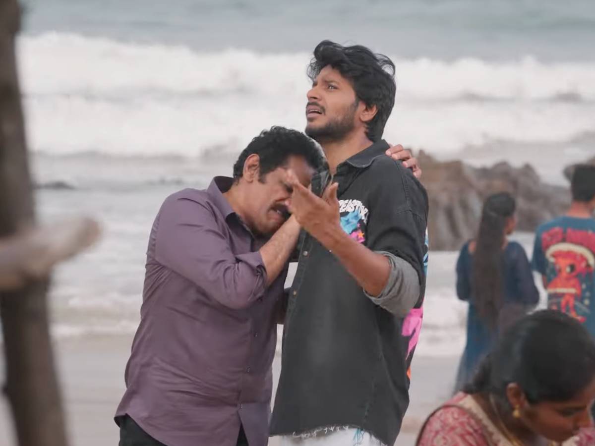 'Bachelors Anthem' song from 'Mazaka'