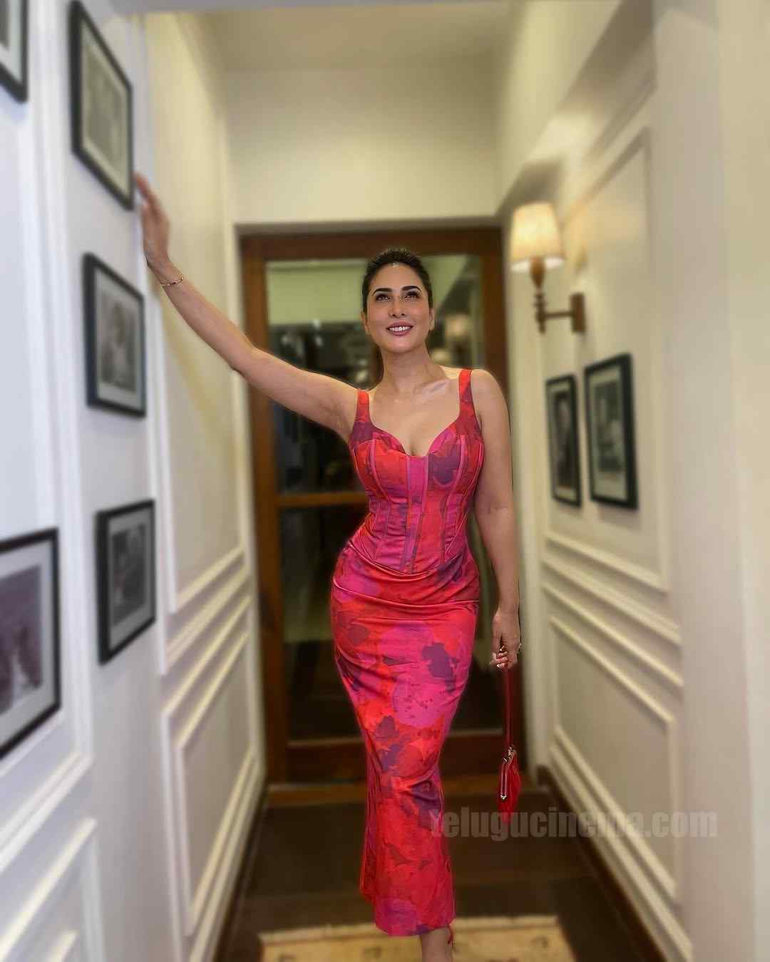 Kim Sharma