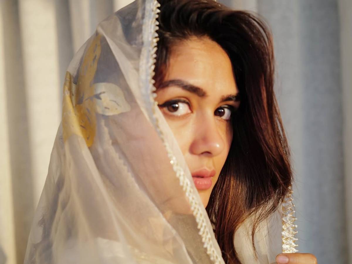Mrunal Thakur