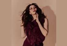 Hansika's hot as fire pose